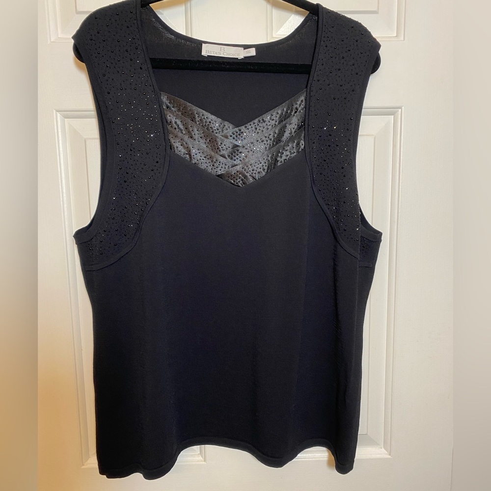 Size 2X Black Sleevless Top with  Rhinestones